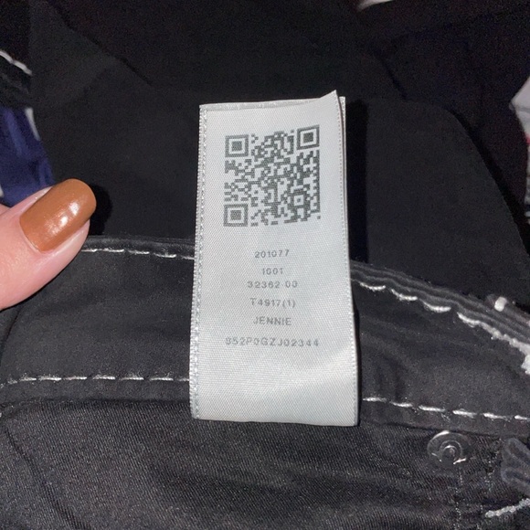 True religion, curvy skinny Jean - Picture 7 of 7